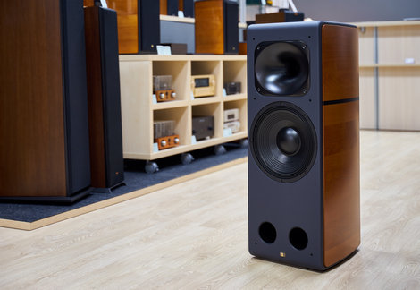 Акустика Unison Research в салоне ДАТ