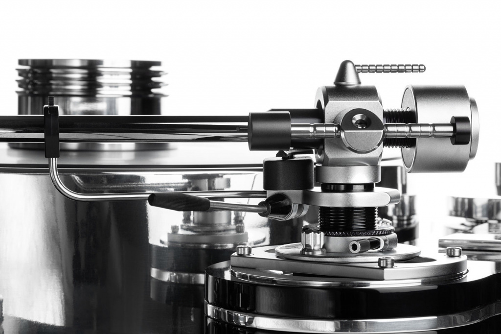 Поворотный узел у SME M2-9R и M2-12R одинаковый, фото stereo.ru Поворотный узел у SME M2-9R и M2-12R одинаковый, фото stereo.ru