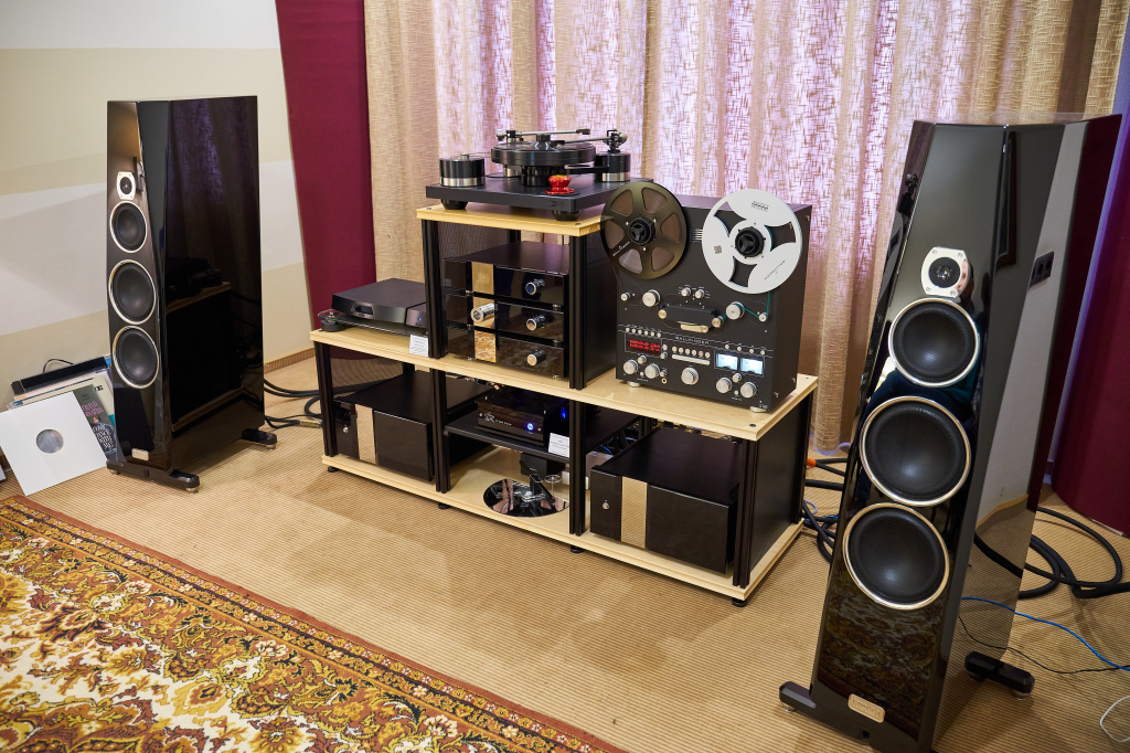 акустические системы Tidal Contriva G2 Dia Cera и эталонные усилители Tidal Presencio