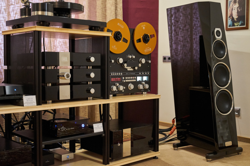 акустические системы Tidal Contriva G2 Dia Cera и эталонные усилители Tidal Presencio