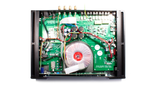 Интегральный усилитель Rega Elicit-R_2