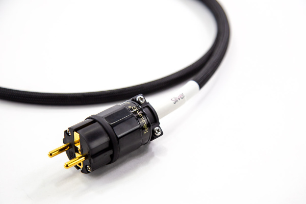 TelluriumQ Silver  Power Cable_1