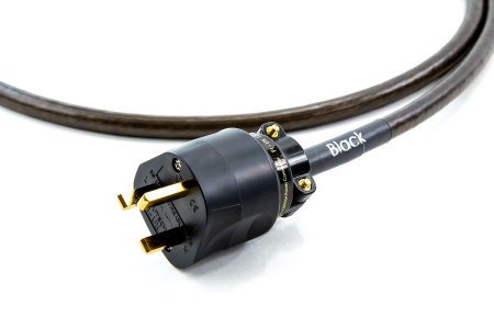 TelluriumQ Black Power Cable_1