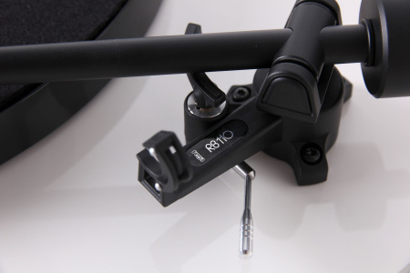 Rega Planar 1 PLUS виниловый проигрыватель_тонарм