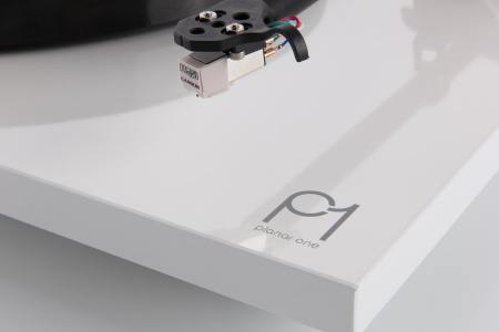 Rega Planar 1 white виниловый проигрыватель_7