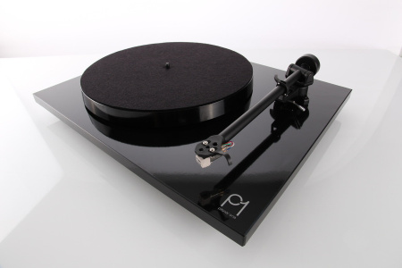 Rega Planar 1 black виниловый проигрыватель_3