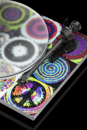 Pro-Ject ESSENTIAL III (OM 10) Ringo Starr - Peace & Love виниловый проигрыватель_2
