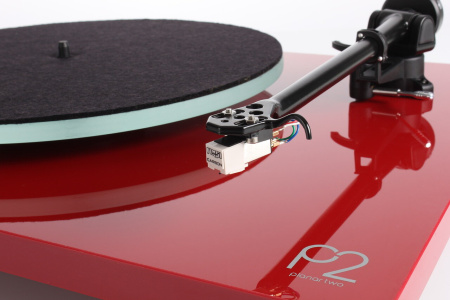 Rega Planar 2 Red виниловый проигрыватель_1