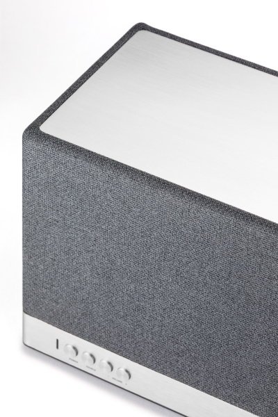 aio3_detail-packshot-04