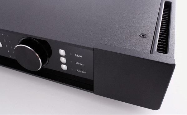 Интегральный усилитель Rega Elicit-R_4