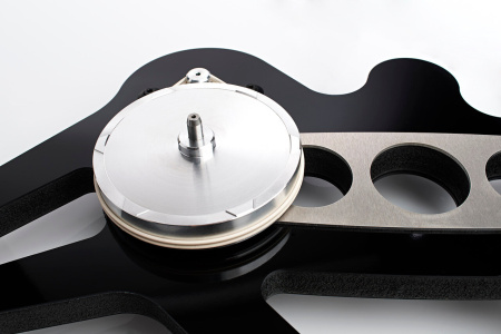 Виниловый проигрыватель Rega RP8_9