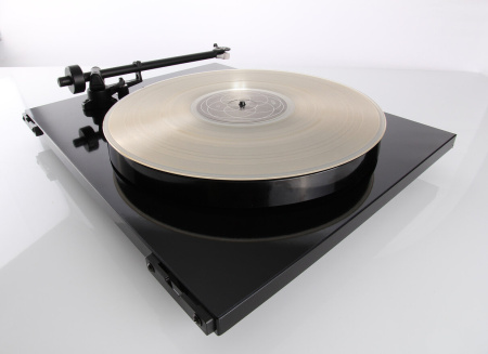 Rega Planar 1 black виниловый проигрыватель_17