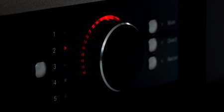 Интегральный усилитель Rega Elicit-R_7