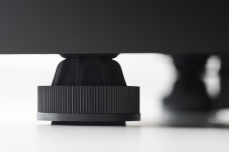 PJ_JukeBox-E_detail_feet