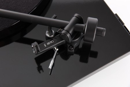 Rega Planar 1 black виниловый проигрыватель_5