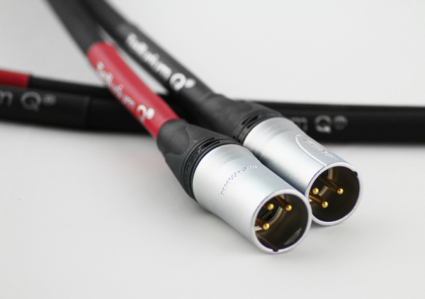 TelluriumQ Black XLR-XLR_3