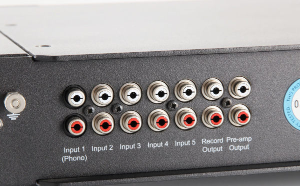 Интегральный стереоусилитель Rega Elex-R_2