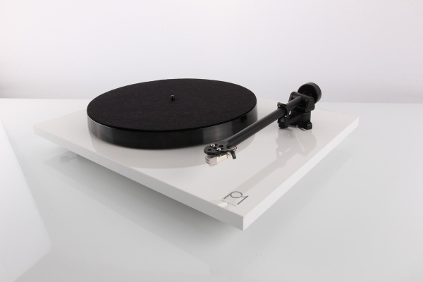 Rega Planar 1 white виниловый проигрыватель_2
